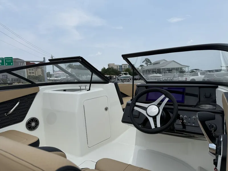 Slide: The Image of Sea Ray SPX 210 Outboard 2026 - 12