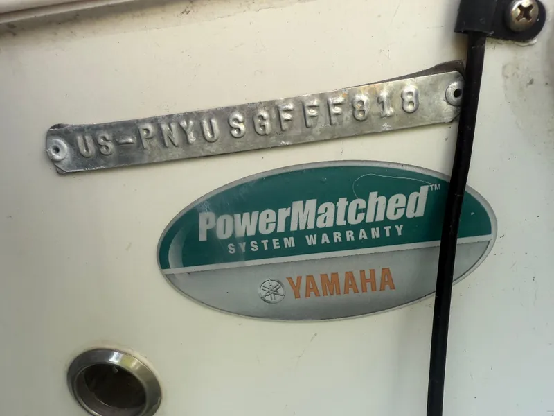 Slide: The Image of 2018 Stingray 191 boat with Yamaha PowerMatched system warranty label. - 29