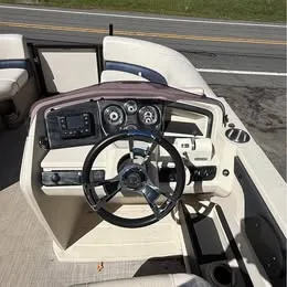 Slide: The Image of Avalon LSZ Cruise 20' 2020 - 8