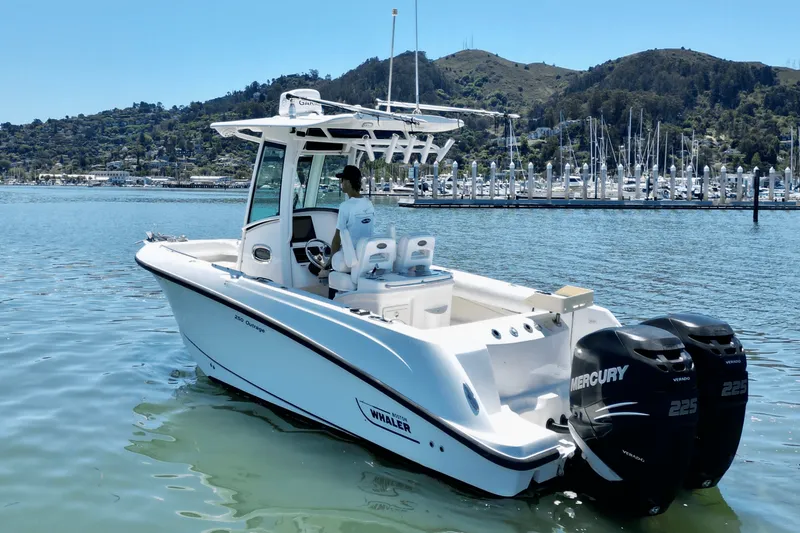 Slide: The Image of Boston Whaler 250 OUTRAGE 2013 - 5