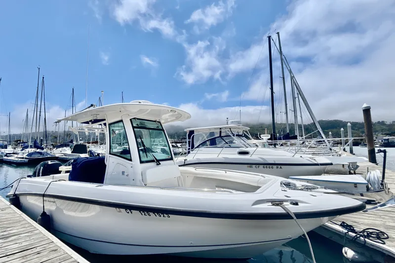 Slide: The Image of Boston Whaler 250 OUTRAGE 2013 - 9