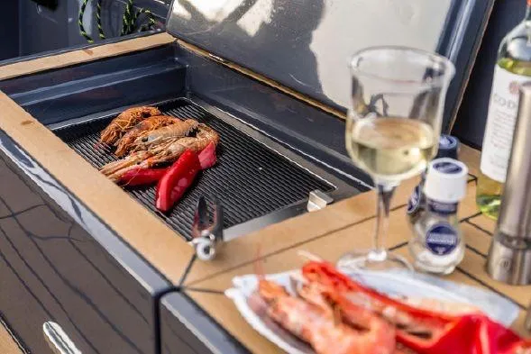 Slide: The Image of Grilled seafood and wine on Saffier Se 37 Lounge yacht, 2026 model. - 12