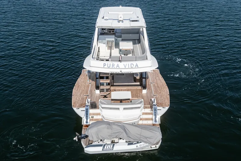 Slide: The Image of Galeon 500 FLY 2024 - 53