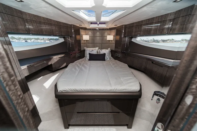 Slide: The Image of Galeon 500 FLY 2024 - 95