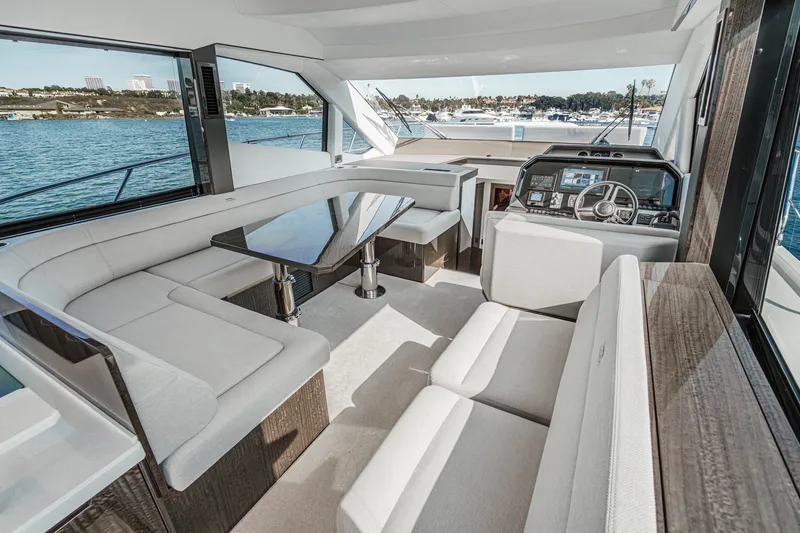 Slide: The Image of Galeon 500 FLY 2024 - 88