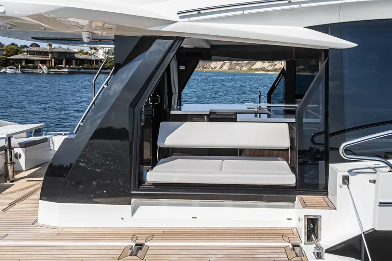 Slide: The Image of Galeon 500 FLY 2024 - 71