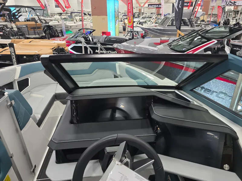 Slide: The Image of Mastercraft XSTAR 2025 - 100