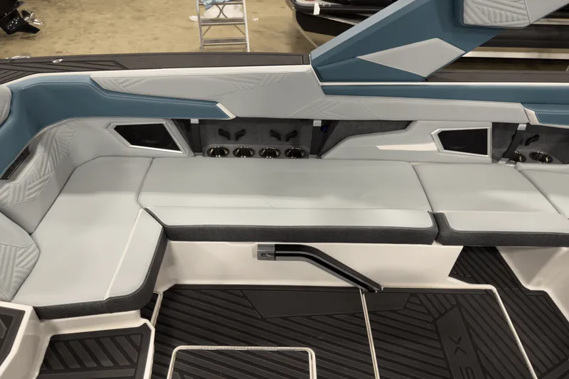 Slide: The Image of Mastercraft XSTAR 2025 - 35
