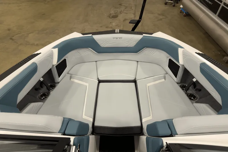 Slide: The Image of Mastercraft XSTAR 2025 - 58