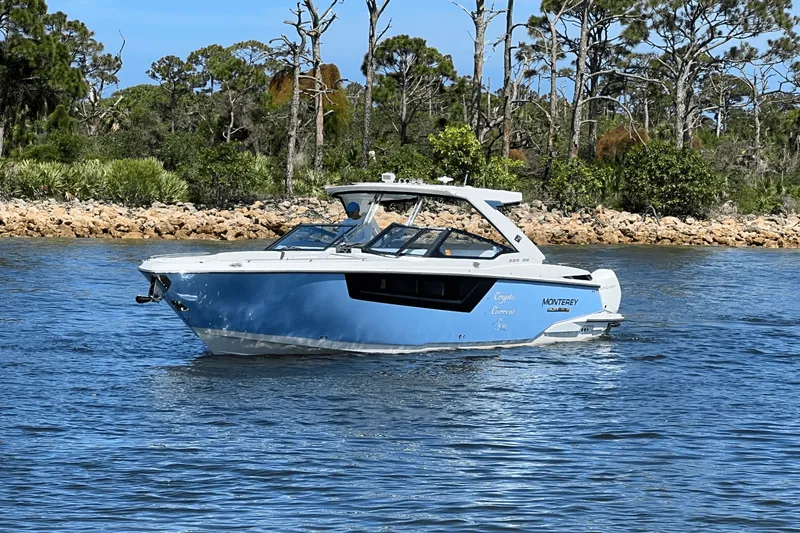 The Image of Monterey 385 SUPER SPORT 2022 - 0