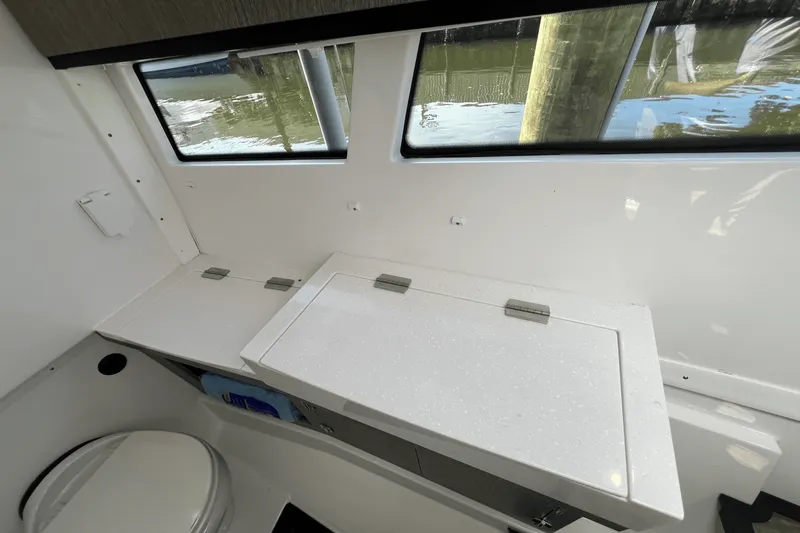 Slide: The Image of Monterey 385 SUPER SPORT 2022 - 26