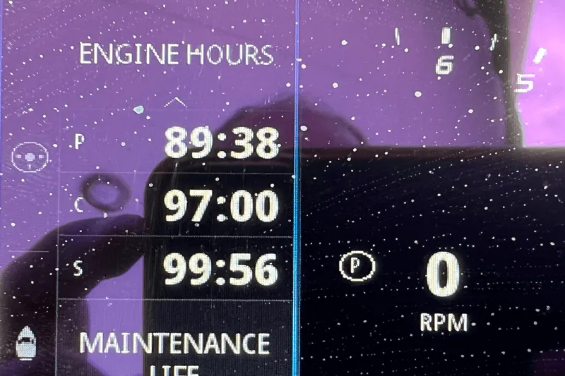 Slide: The Image of Monterey 385 SUPER SPORT 2022 - 28