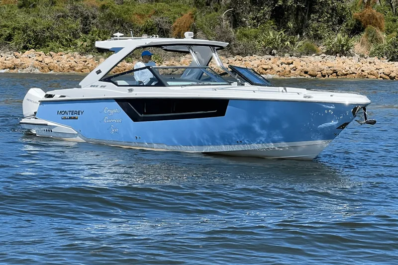 Slide: The Image of Monterey 385 SUPER SPORT 2022 - 4