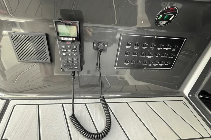 Slide: The Image of Monterey 385 SUPER SPORT 2022 - 59