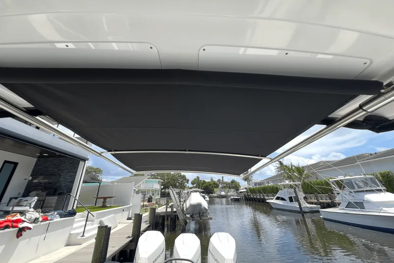 Slide: The Image of Monterey 385 SUPER SPORT 2022 - 67