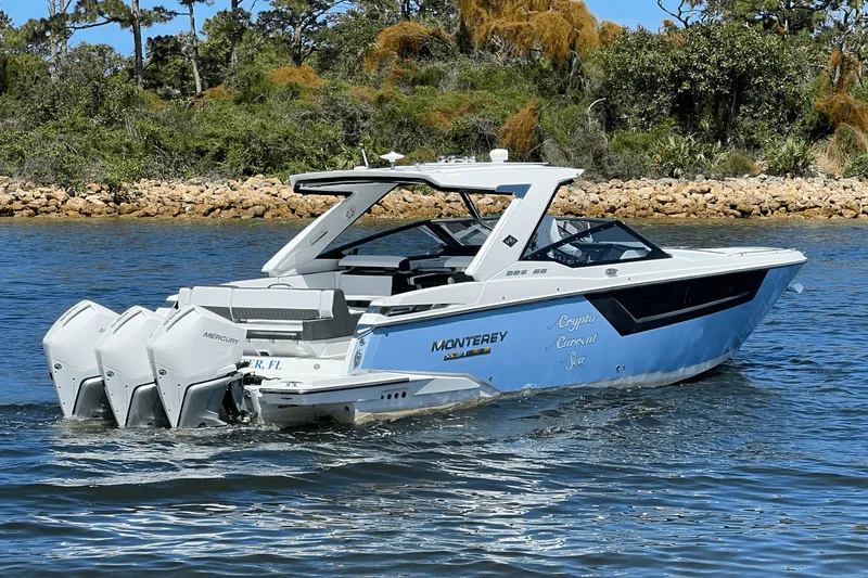 Slide: The Image of Monterey 385 SUPER SPORT 2022 - 7