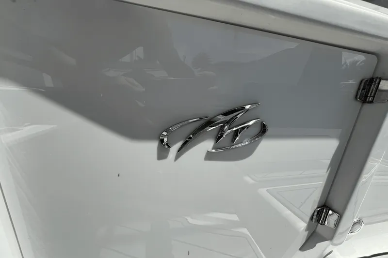 Slide: The Image of Monterey 385 SUPER SPORT 2022 - 78