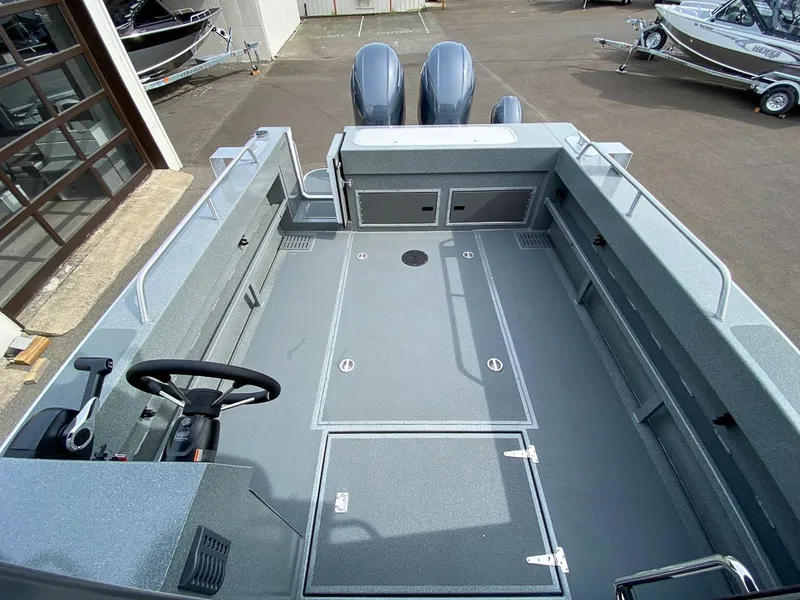 Slide: The Image of North River 2500S WT 2026 - 15