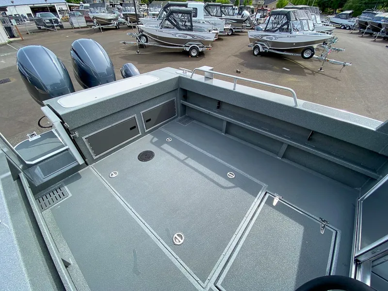 Slide: The Image of North River 2500S WT 2026 - 16