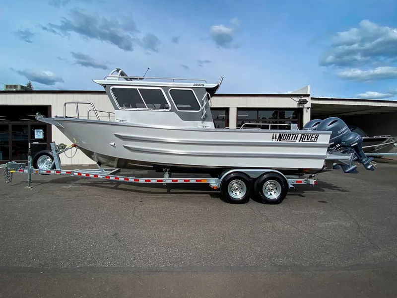 Slide: The Image of North River 2500S WT 2026 - 2