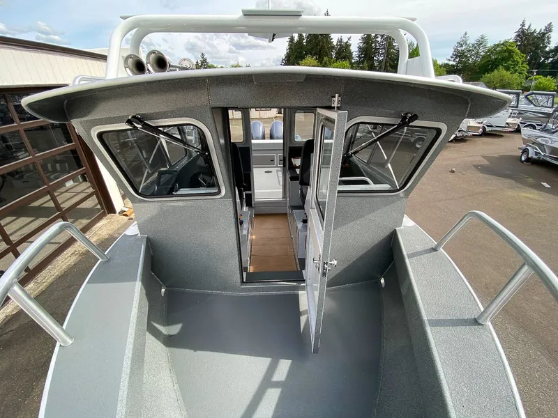 Slide: The Image of North River 2500S WT 2026 - 9