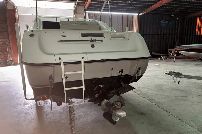 Slide: The Image of Crownline Boats 250 CR 1995 - 1