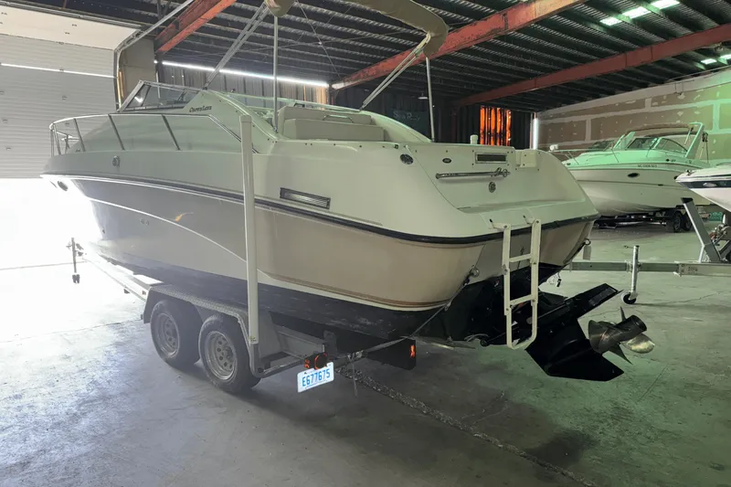Slide: The Image of Crownline Boats 250 CR 1995 - 10
