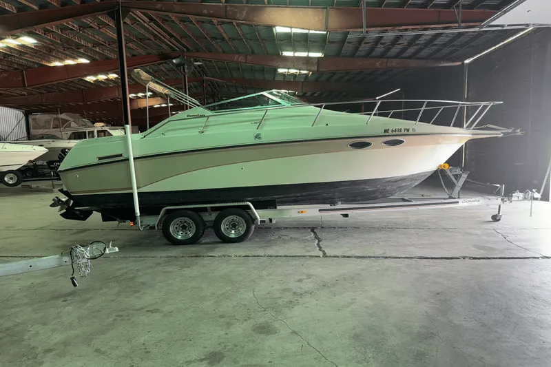 Slide: The Image of Crownline Boats 250 CR 1995 - 2