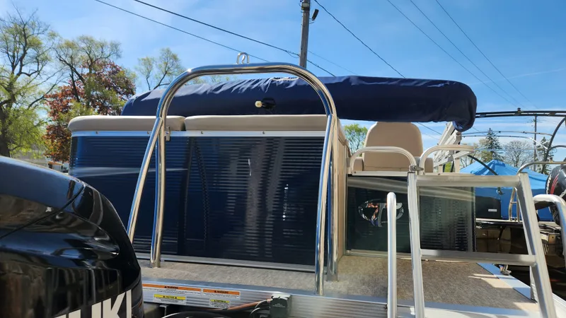 Slide: The Image of Tahoe 228 SPORT 2020 - 5