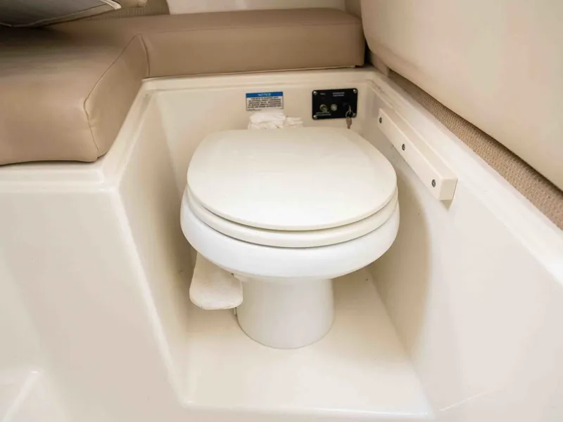 Slide: The Image of Boston Whaler 255 CONQUEST 2008 - 28
