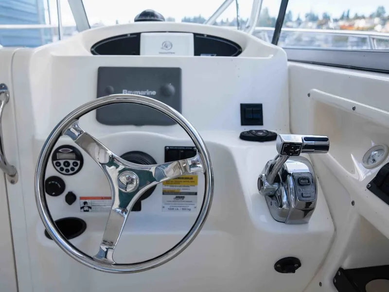 Slide: The Image of Boston Whaler 255 CONQUEST 2008 - 17