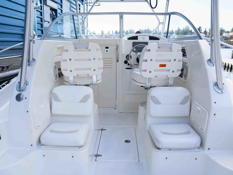Slide: The Image of Boston Whaler 255 CONQUEST 2008 - 9