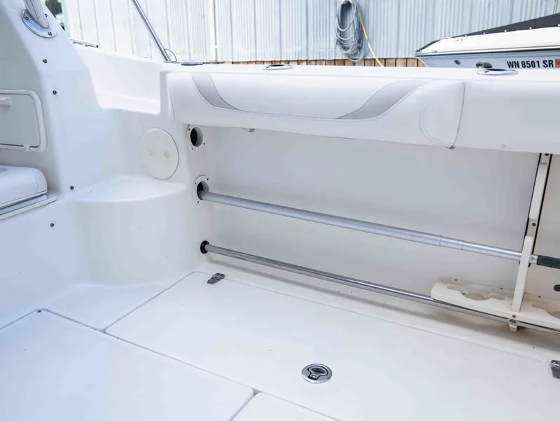 Slide: The Image of Boston Whaler 255 CONQUEST 2008 - 10