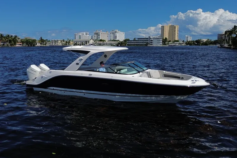 Slide: The Image of Sea Ray SLX 310 Outboard 2026 - 10