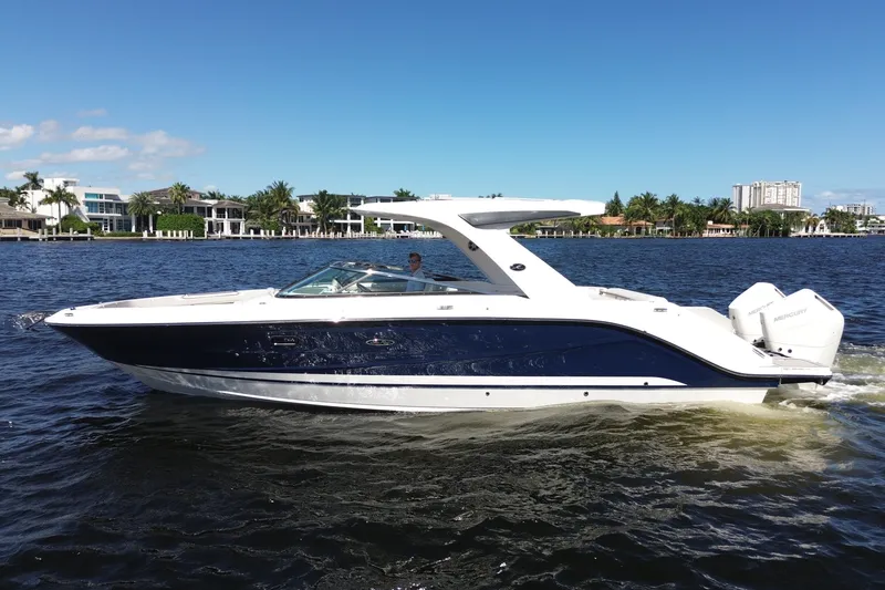 Slide: The Image of Sea Ray SLX 310 Outboard 2026 - 2