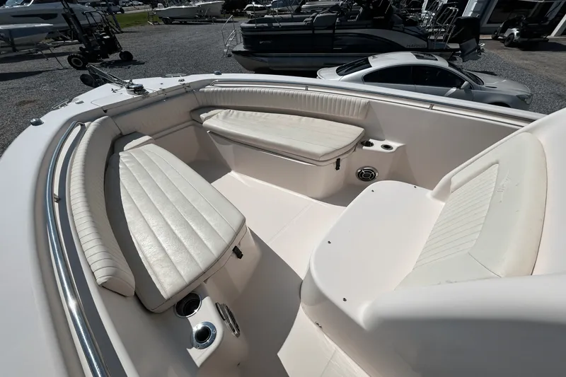 Slide: The Image of Grady-White Fisherman 257 2013 - 14