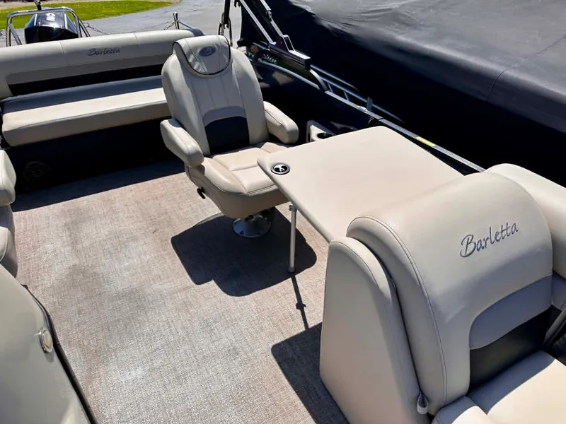 Slide: The Image of Barletta CABRIO 22UC 2020 - 13