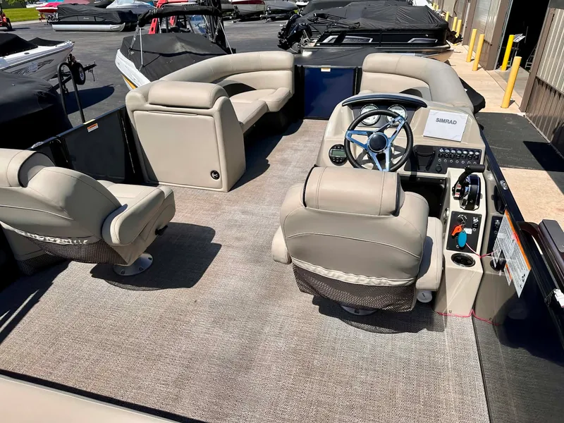 Slide: The Image of Barletta CABRIO 22UC 2020 - 19