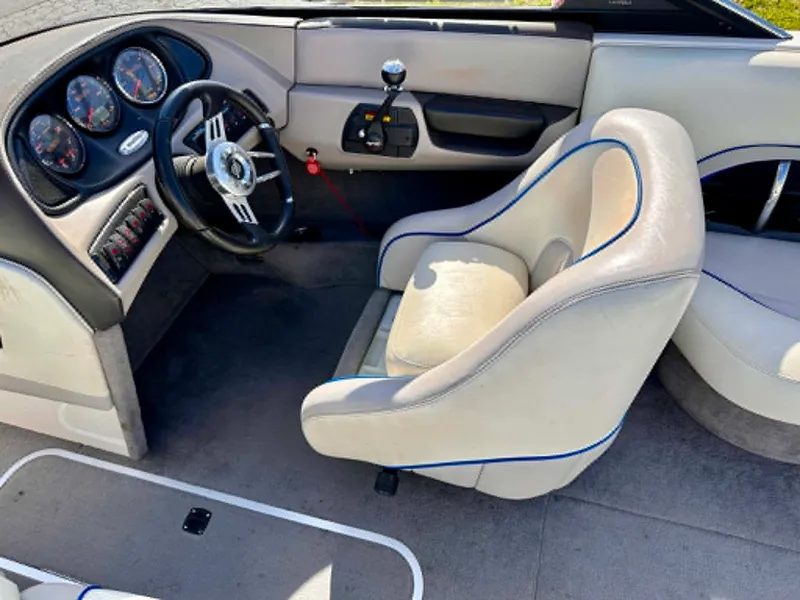 Slide: The Image of Malibu SUNSCAPE 23LSV 2004 - 10