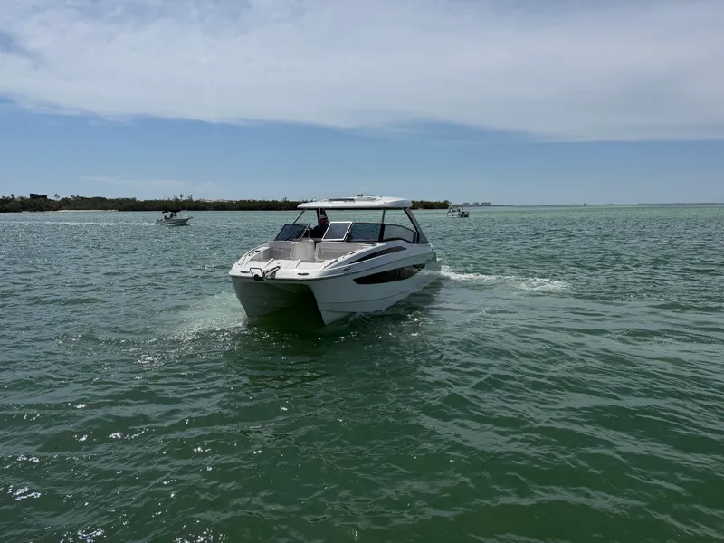 Slide: The Image of Aquila 32 SPORT 2024 - 2