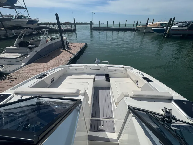 Slide: The Image of Aquila 32 SPORT 2024 - 14