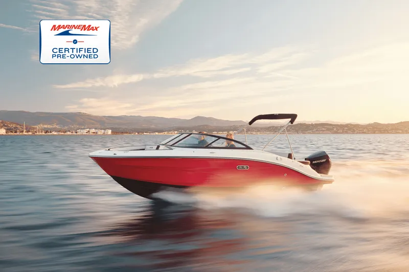 The Image of Sea Ray SPX 210 Outboard 2026 - 0