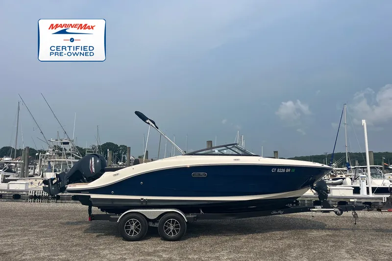 The Image of Sea Ray SPX 210 Outboard 2026 - 0
