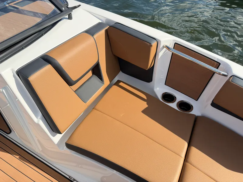 Slide: The Image of Yamaha 222SD 2026 - 16