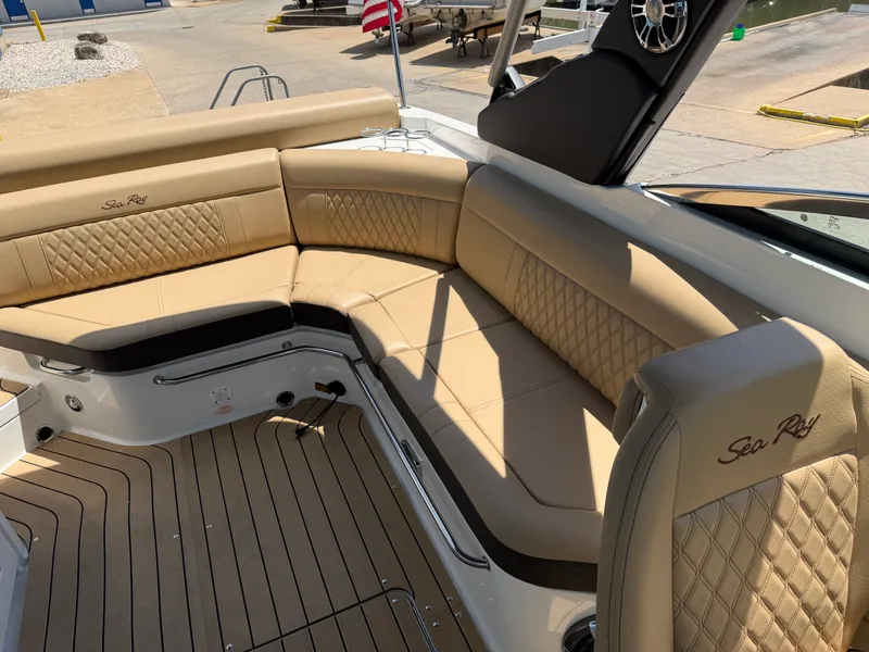 Slide: The Image of Sea Ray 280 SLX 2022 - 15