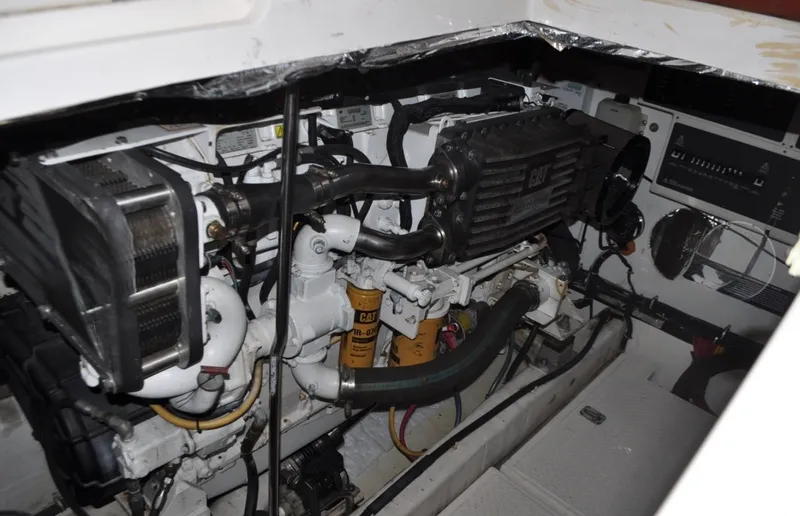 Slide: The Image of Tiara 5200 SOVRAN 2005 - 57