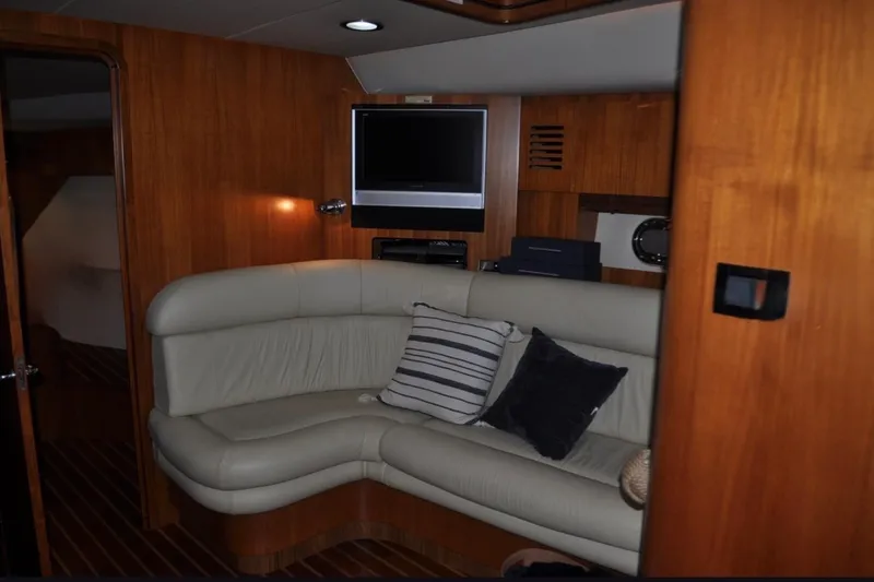 Slide: The Image of Tiara 5200 SOVRAN 2005 - 42
