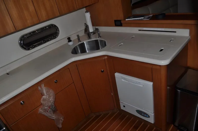 Slide: The Image of Tiara 5200 SOVRAN 2005 - 32
