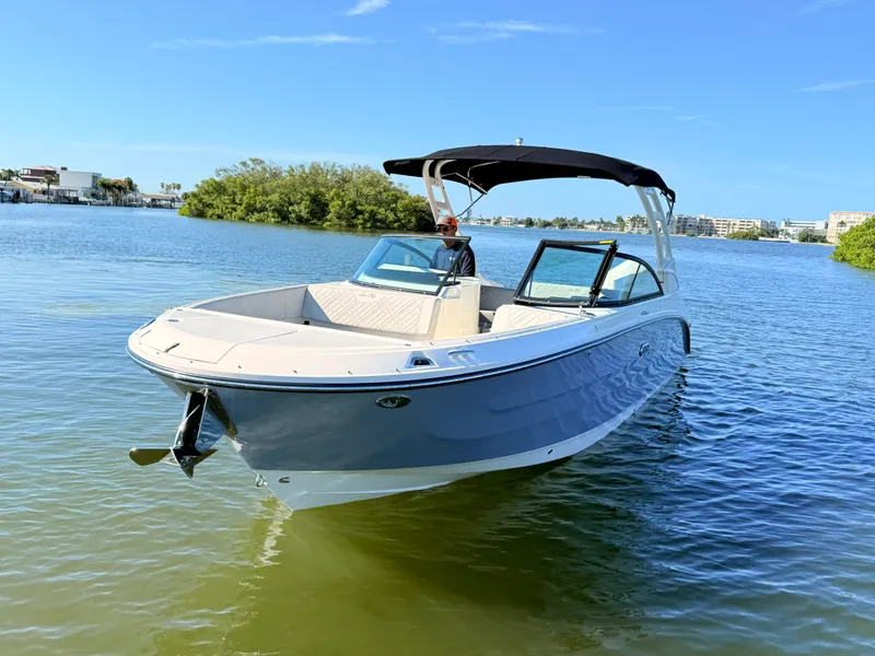 Slide: The Image of Sea Ray SDX 270 Outboard 2027 - 19