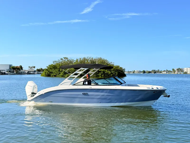 Slide: The Image of Sea Ray SDX 270 Outboard 2027 - 13